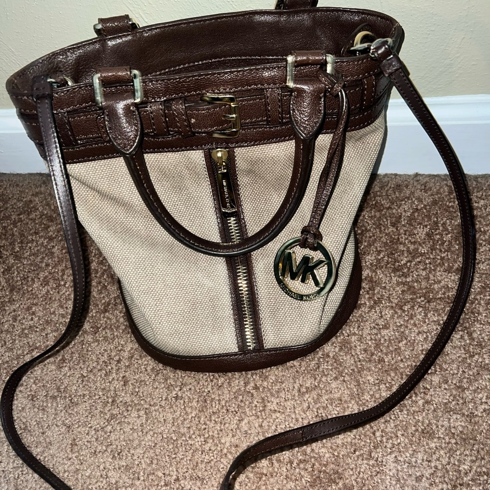 Michael Kohrs brown bucket purse